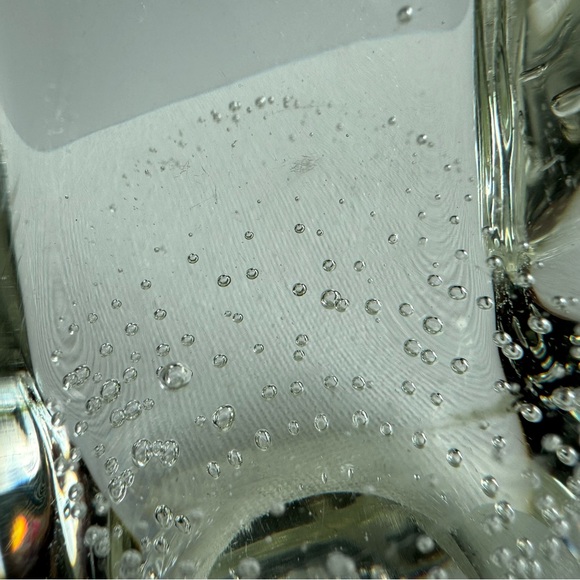 Vintage Clear Crystal Bubble Glass 4 Sided Pyramid Paperweight - Picture 10 of 12